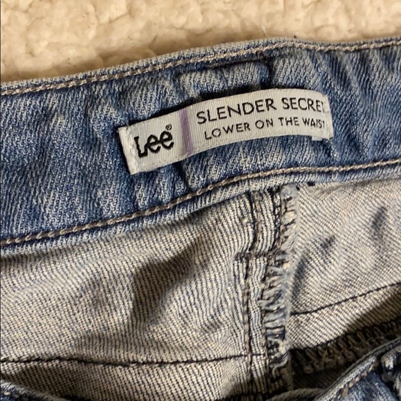 Distressed Lee Jeans size 12 Long - Picture 3 of 13